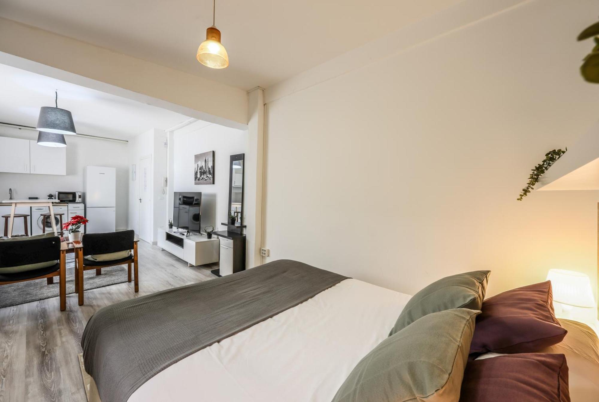 Algaba 28 Estudio San Isidro-Oporto-Vistalege Apartment Madrid Ngoại thất bức ảnh