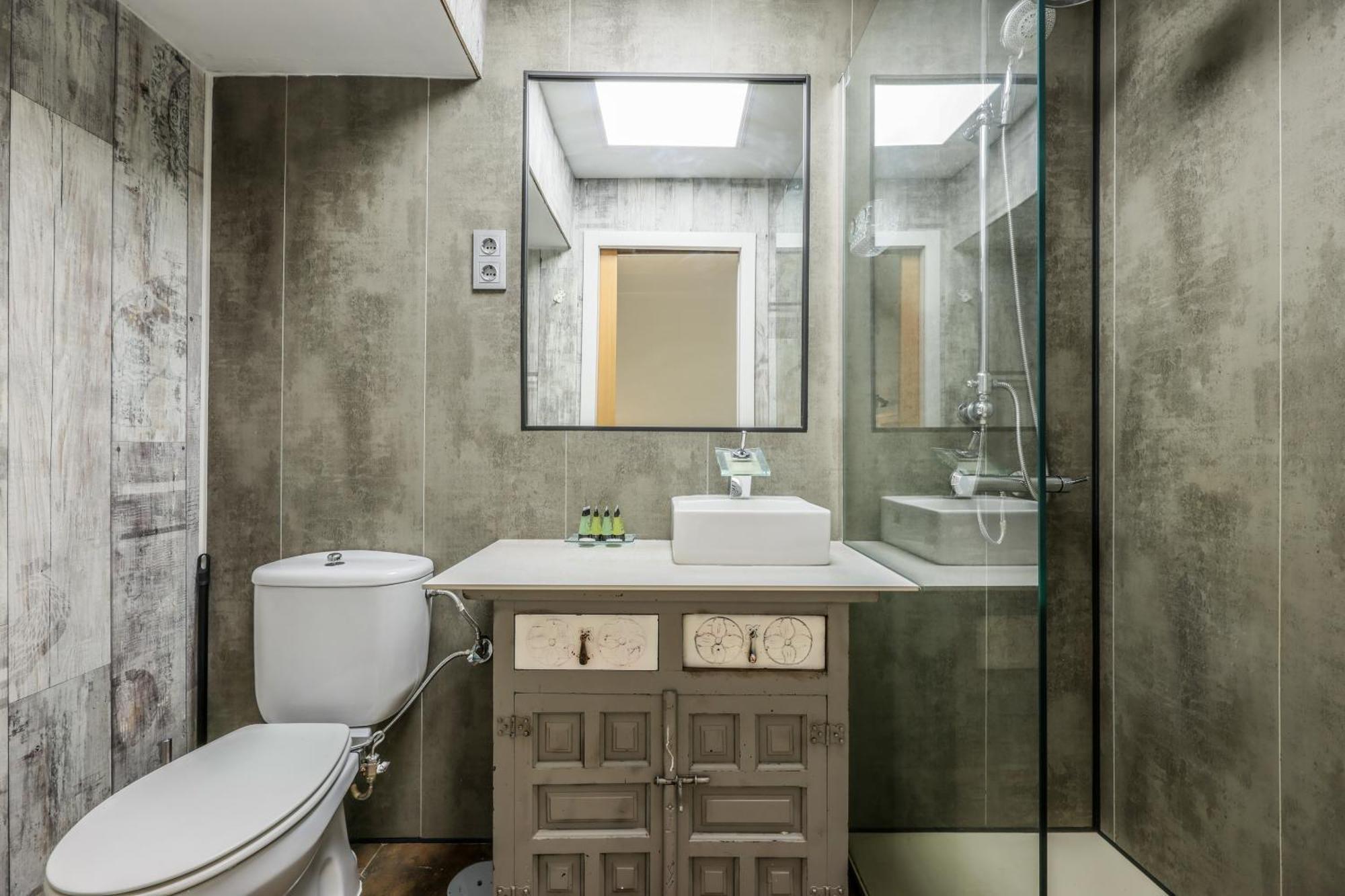 Algaba 28 Estudio San Isidro-Oporto-Vistalege Apartment Madrid Ngoại thất bức ảnh